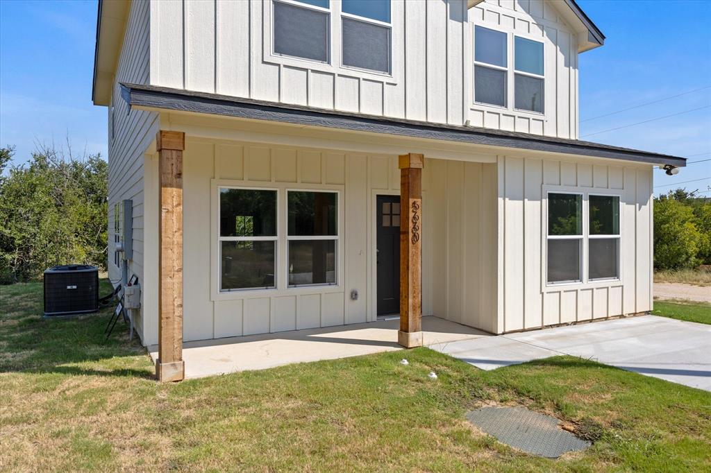5660 Lone Star Circle Property Photo 4
