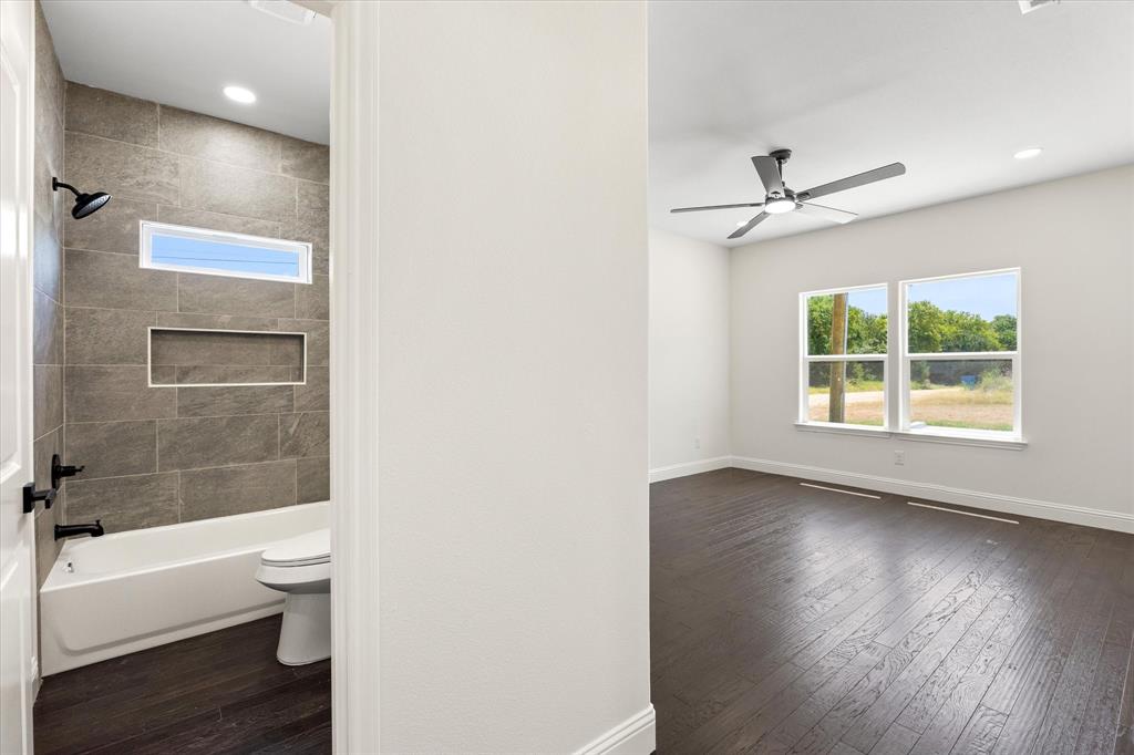 5660 Lone Star Circle Property Photo 11