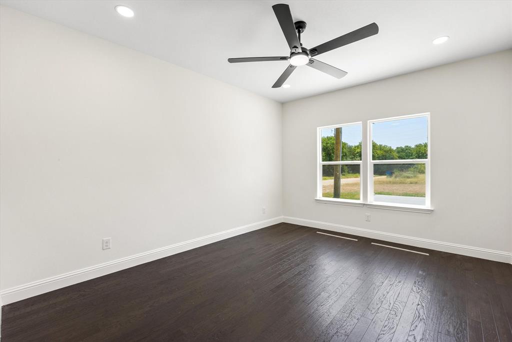 5660 Lone Star Circle Property Photo 15