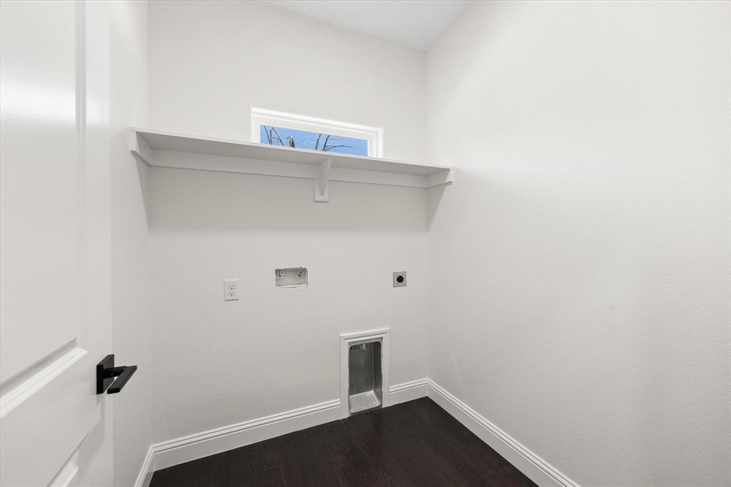5660 Lone Star Circle Property Photo 17