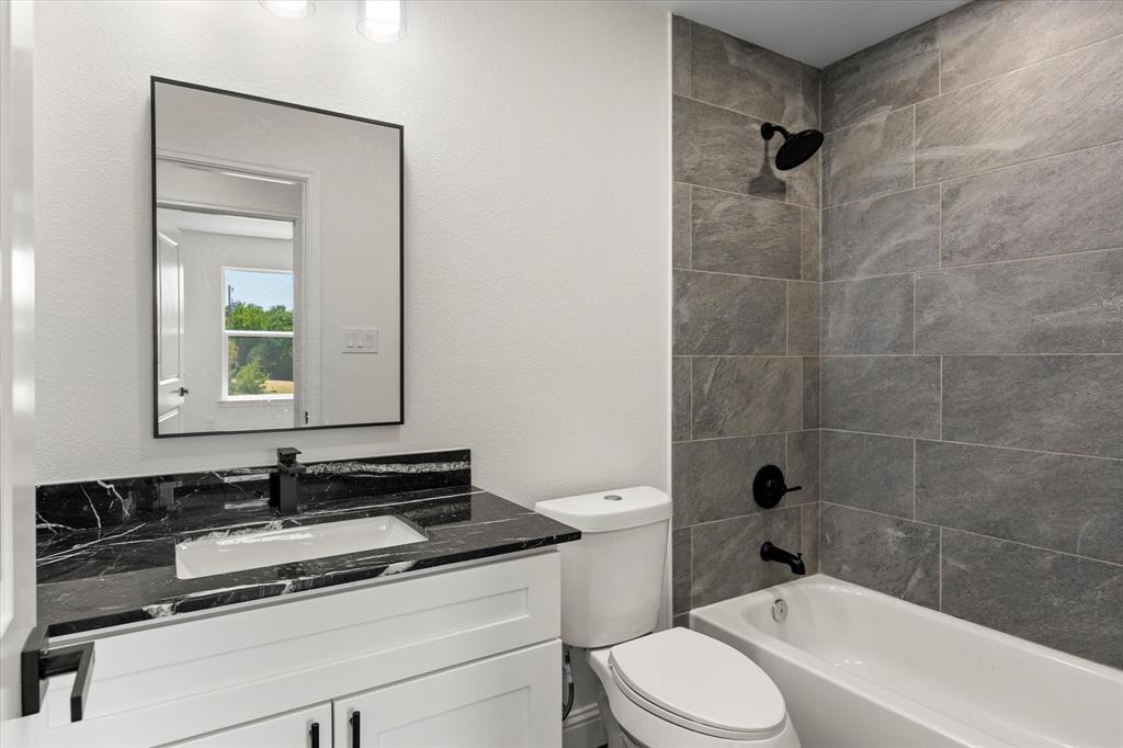 5660 Lone Star Circle Property Photo 19