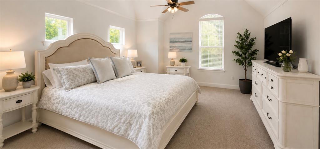 1708 Coronado Street Property Photo 8