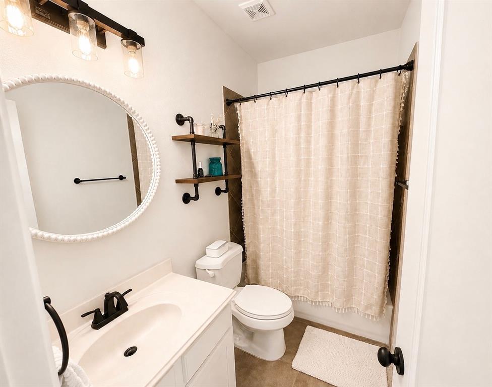 1708 Coronado Street Property Photo 15