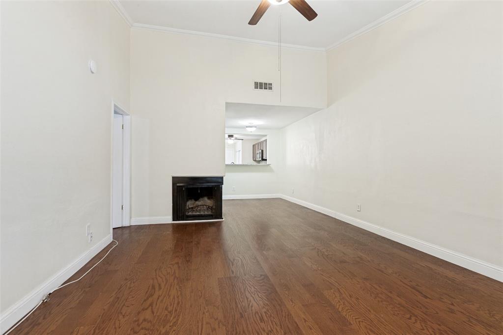 13719 Flagstone Lane Property Photo 4