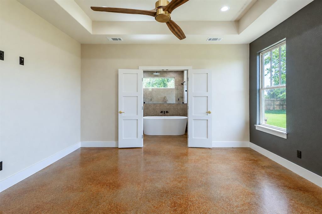 12265 Madison Crossing Property Photo 15