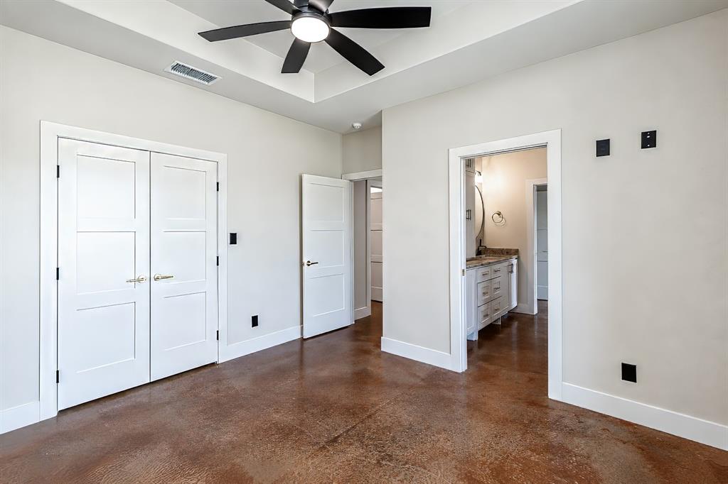 12265 Madison Crossing Property Photo 21