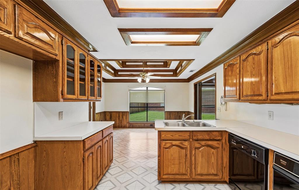 509 Rustic Place Property Photo 12