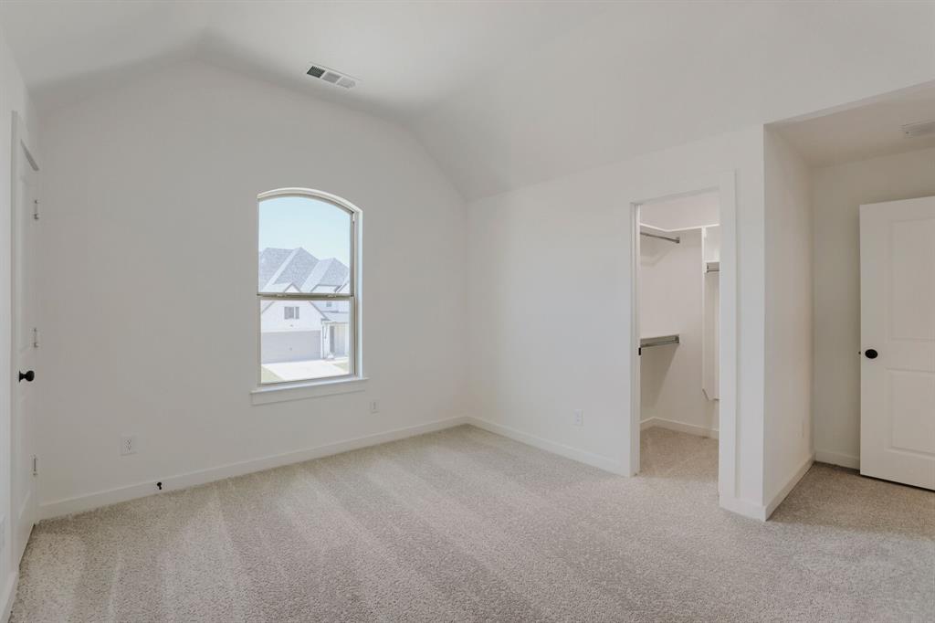 4308 Double Diamond Drive Property Photo 17