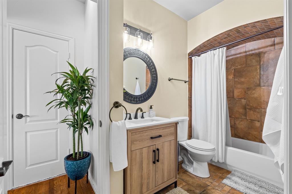 6405 E Grand Avenue Property Photo 16