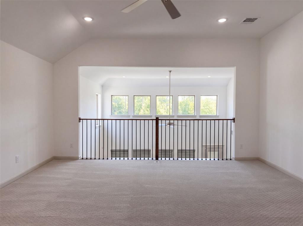 9694 Brackenfield Lane Property Photo 9