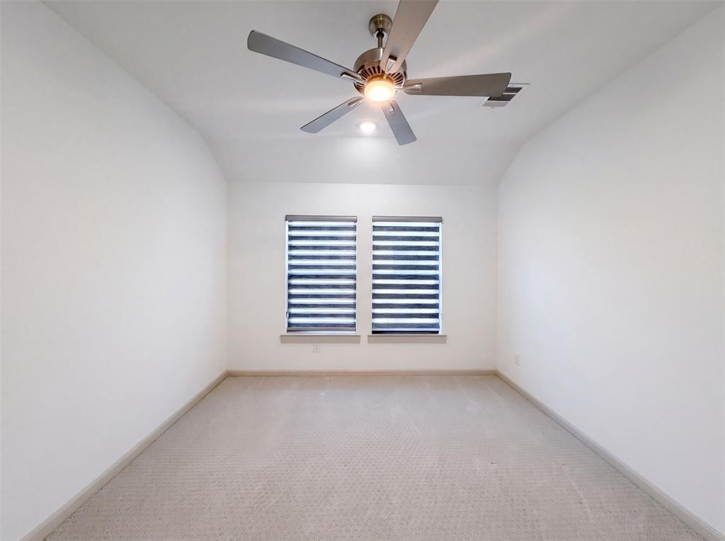 9694 Brackenfield Lane Property Photo 14