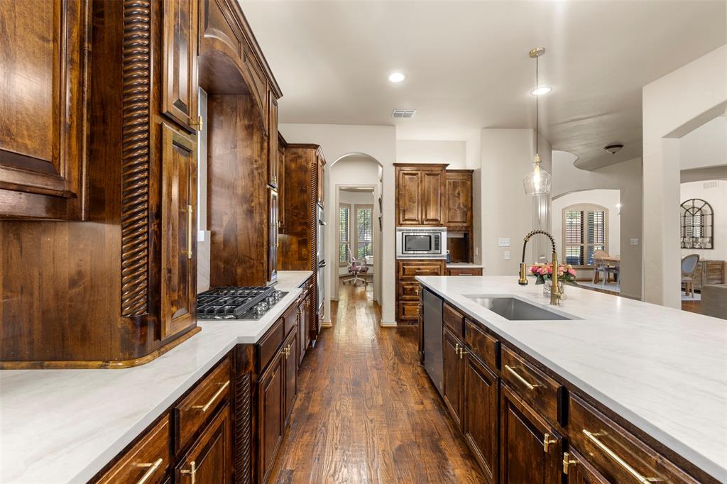3931 Bal Harbour Lane Property Photo 10