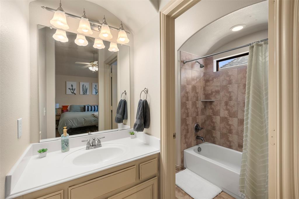 3931 Bal Harbour Lane Property Photo 28