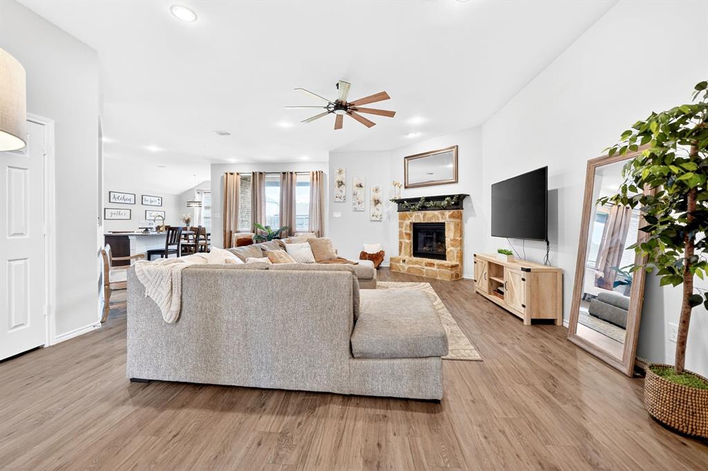 1175 Waterscape Boulevard Property Photo 8