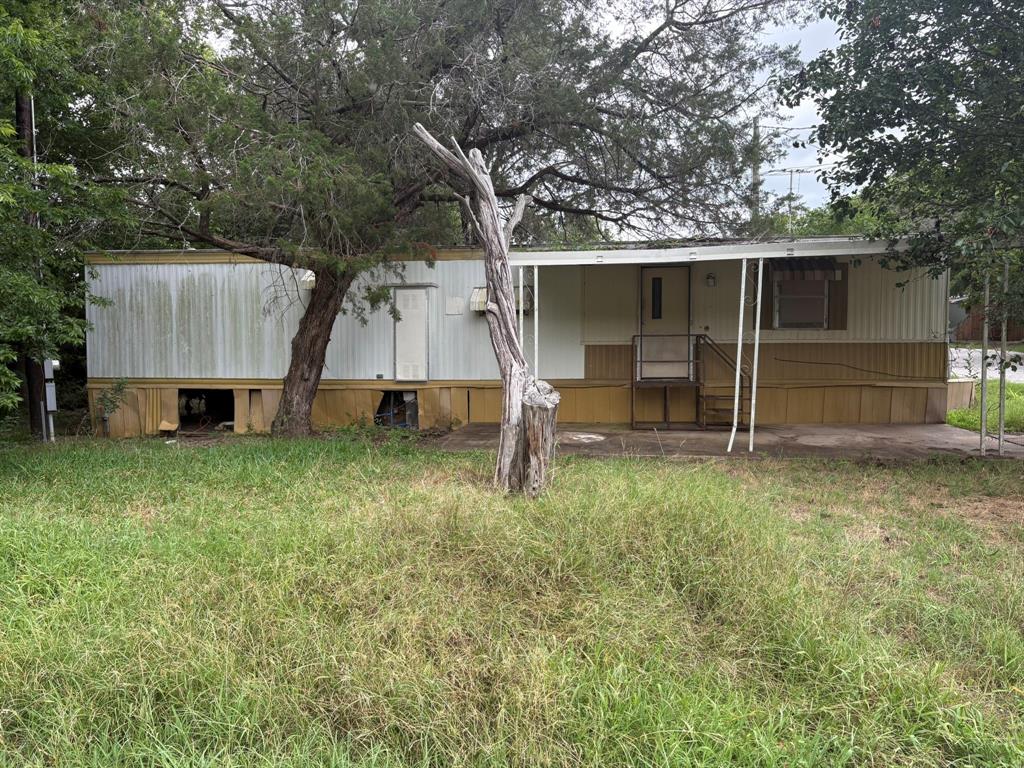 4201 Oto Court Property Photo 1