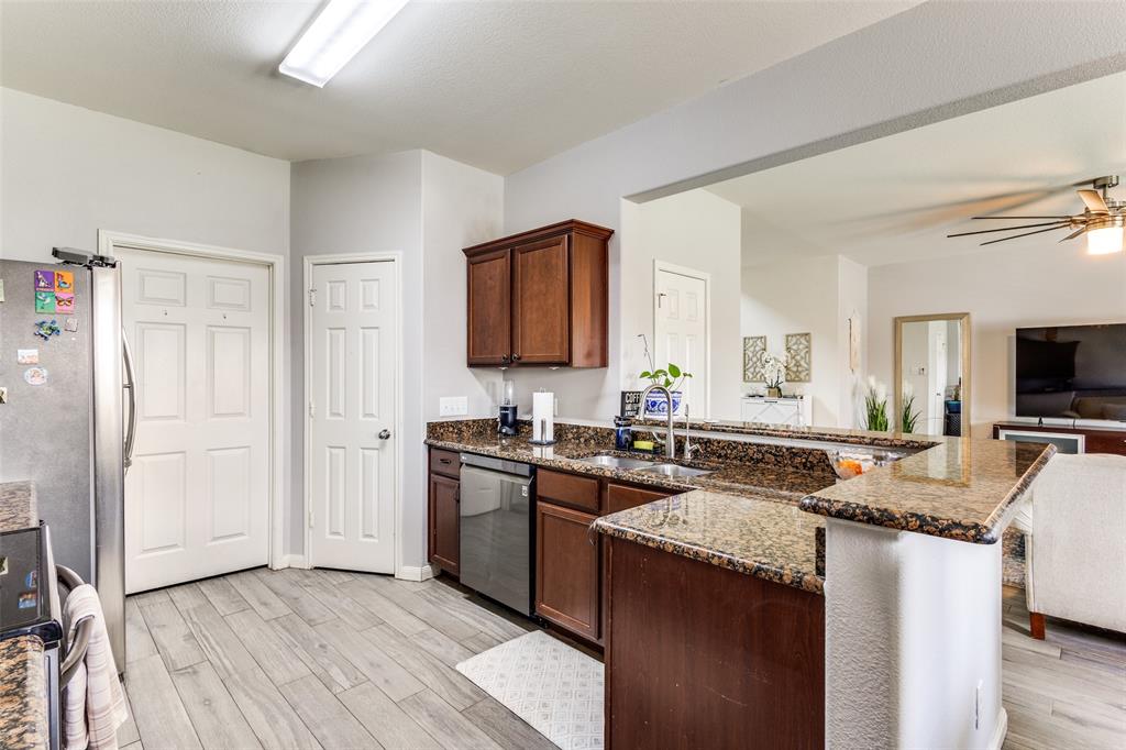 201 Oriole Drive Property Photo 10