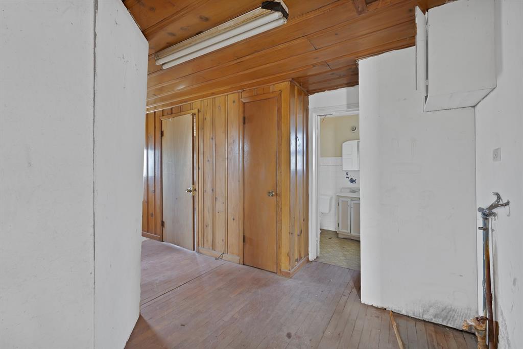 202 Johns Drive Property Photo 21