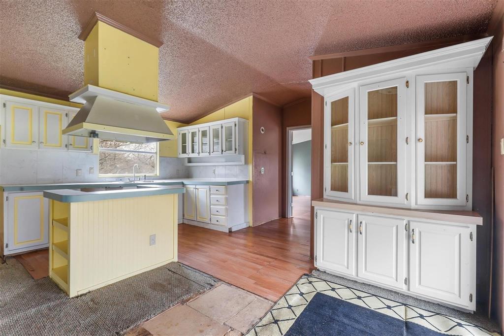4012 Nebraska Trail Property Photo 4