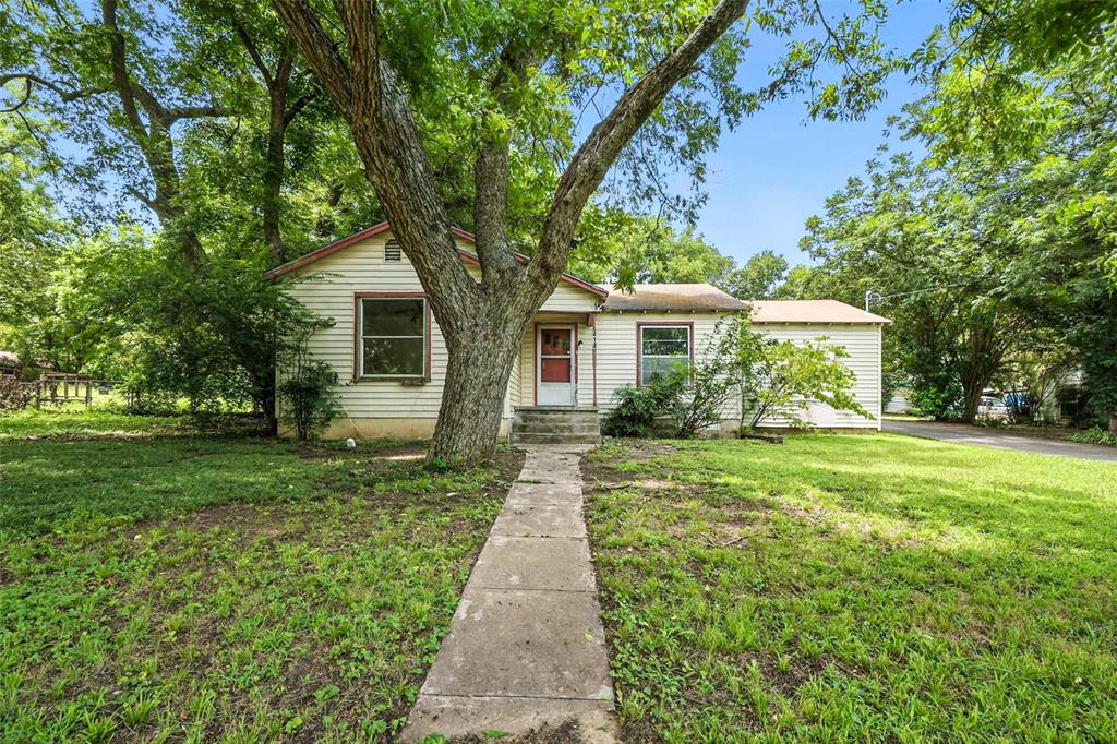 414 S Broadway Street Property Photo 1
