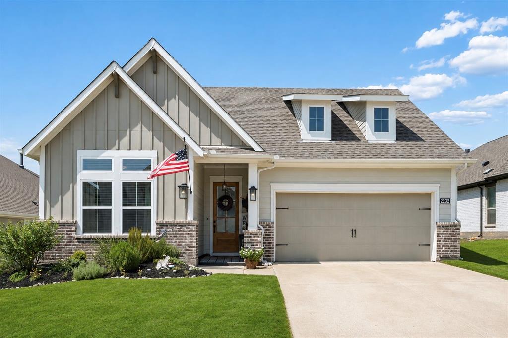 2232 Robin Way Property Photo 1