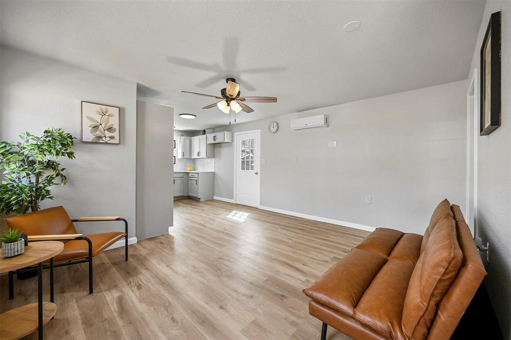 88 Live Oak Street Property Photo 6