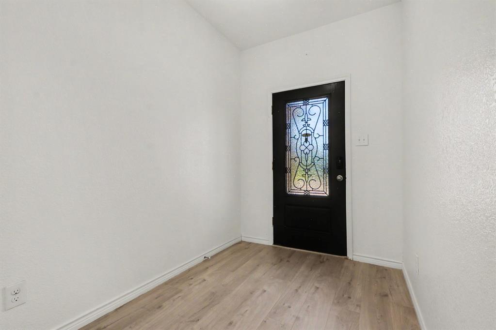 10020 Levelland Place Property Photo 4