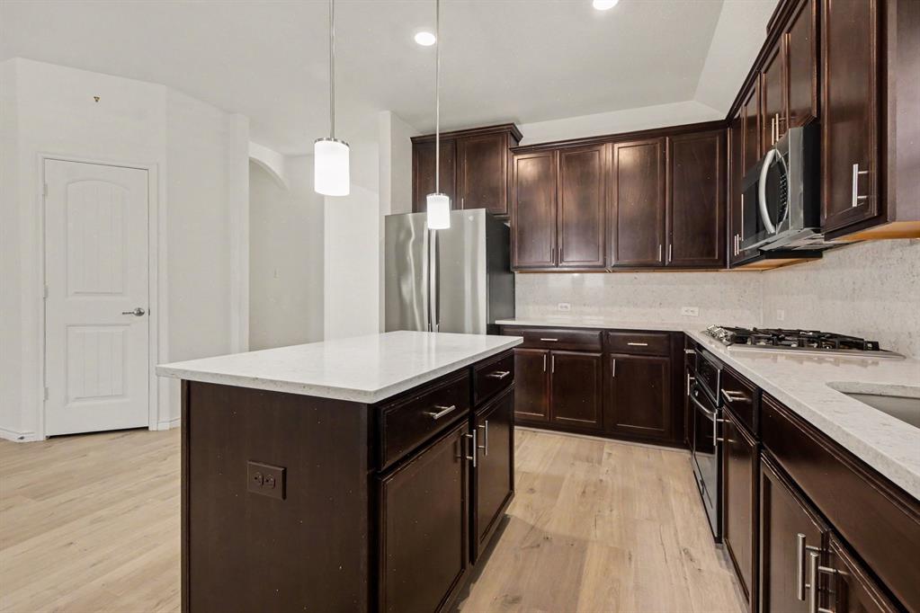 10020 Levelland Place Property Photo 9