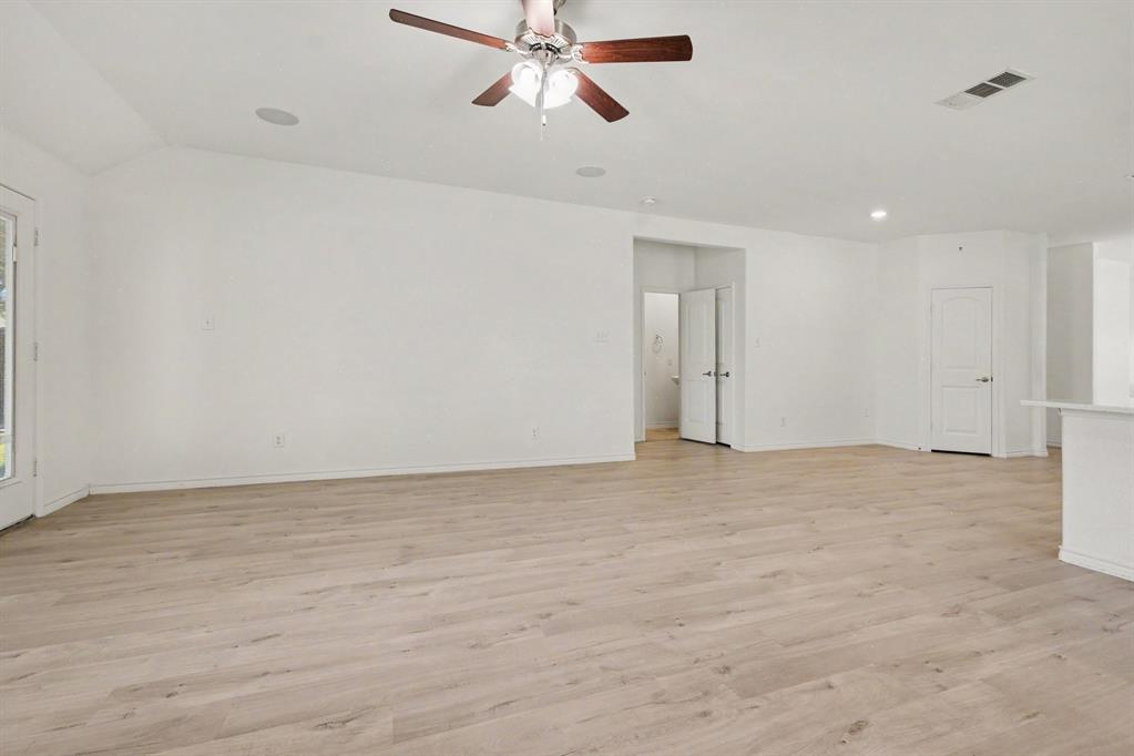 10020 Levelland Place Property Photo 15