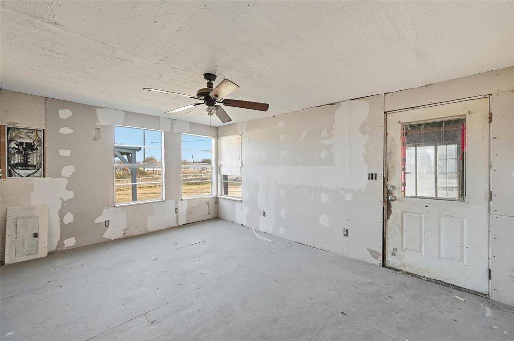 604 S Spears Street Property Photo 7