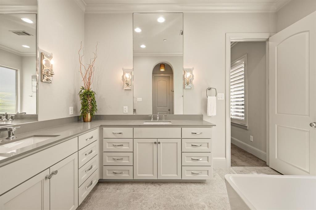 50 Village Lane Property Photo 20