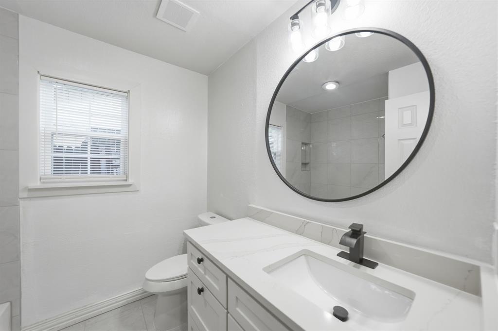 10124 Shayna Drive Property Photo 14