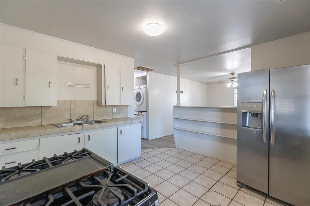 3126 S 4th Street Property Photo 8