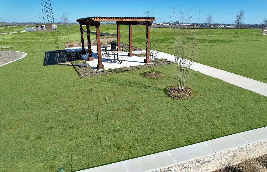 420 Avian Way Property Photo 14