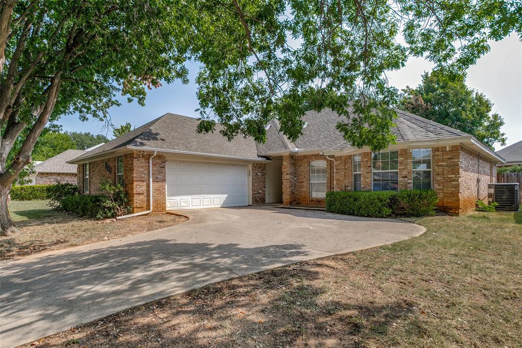 7917 Clear Brook Circle Property Photo 1