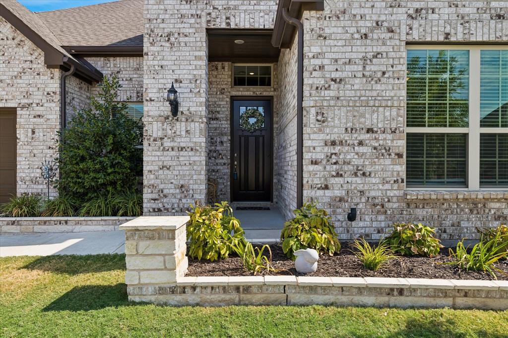 1709 Hamlet Drive Property Photo 2