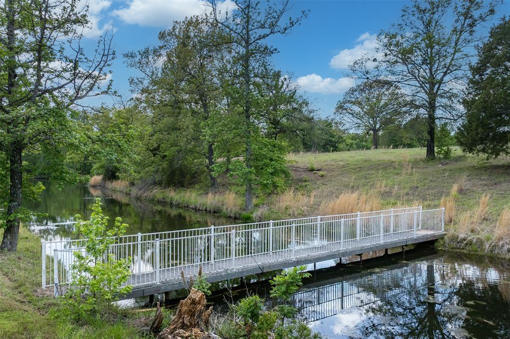 3672 Fm 1861 Property Photo 2