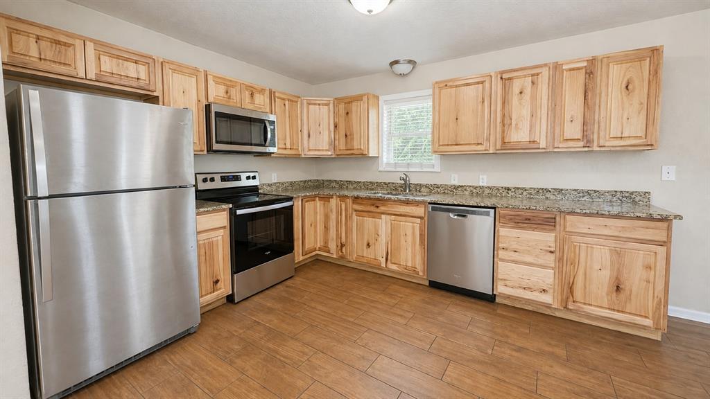 1607 Mcdonald Property Photo 11