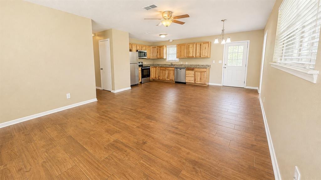 1607 Mcdonald Property Photo 12