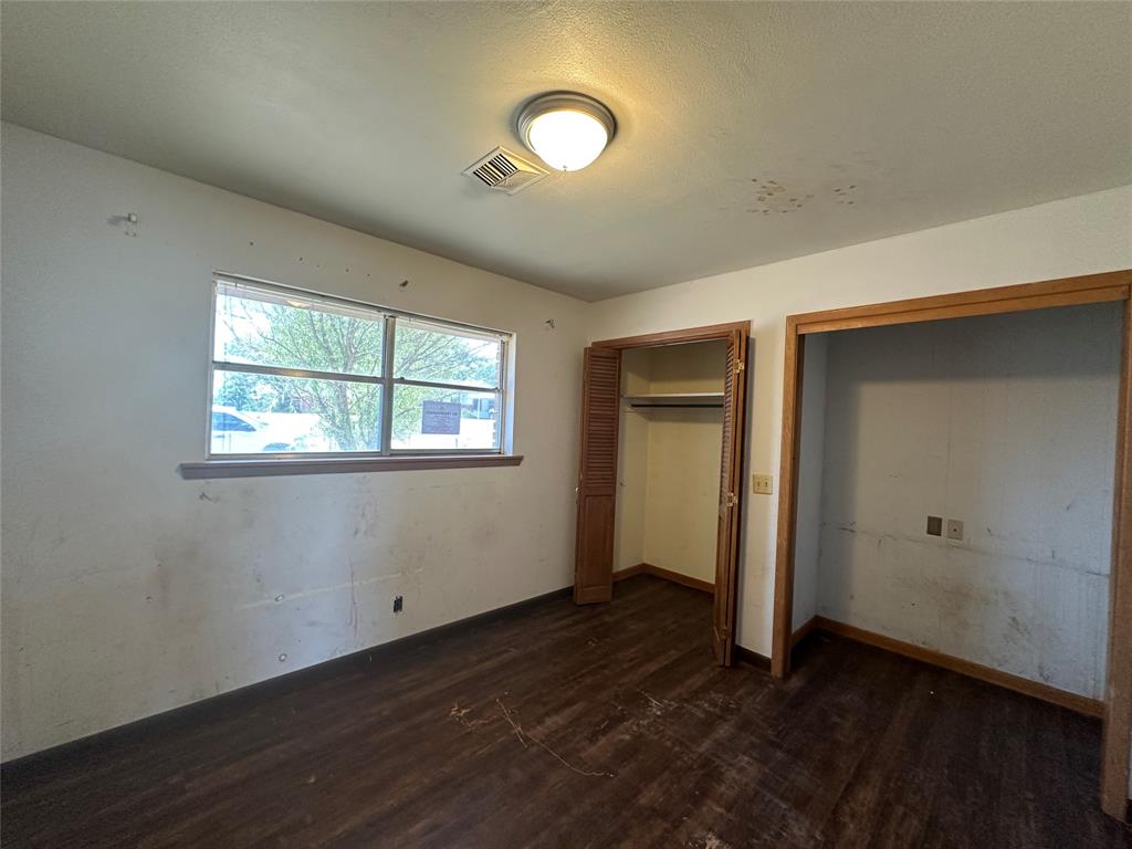1308 Lion Street Property Photo 14