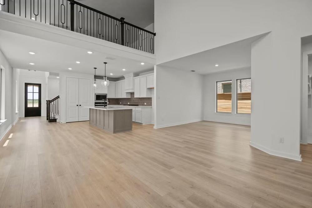 1728 Clover Fern Drive Property Photo 10