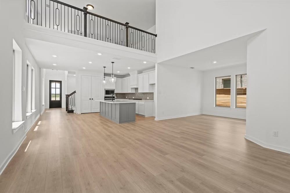 1728 Clover Fern Drive Property Photo 11