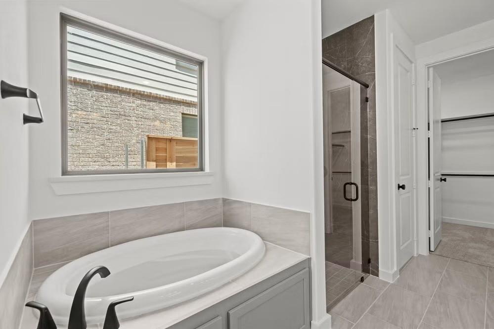 1728 Clover Fern Drive Property Photo 16