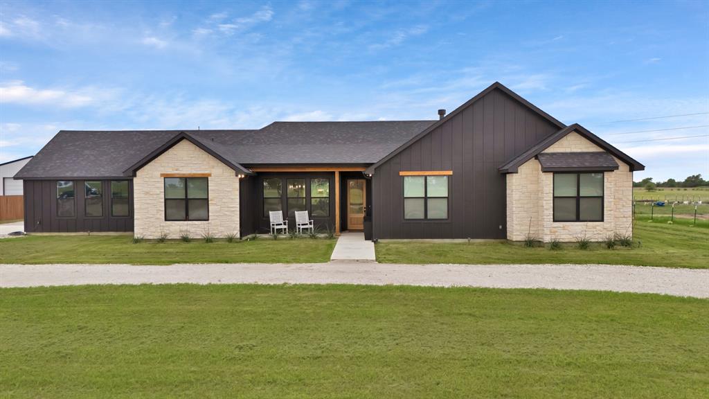 664 County Road 379 Property Photo 1
