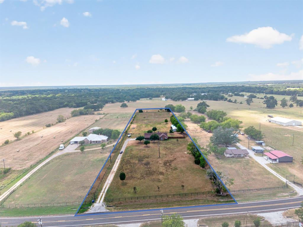 8023 Fm 429 Property Photo 1