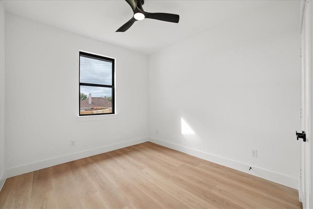 1636 W Wintergreen Road Property Photo 21