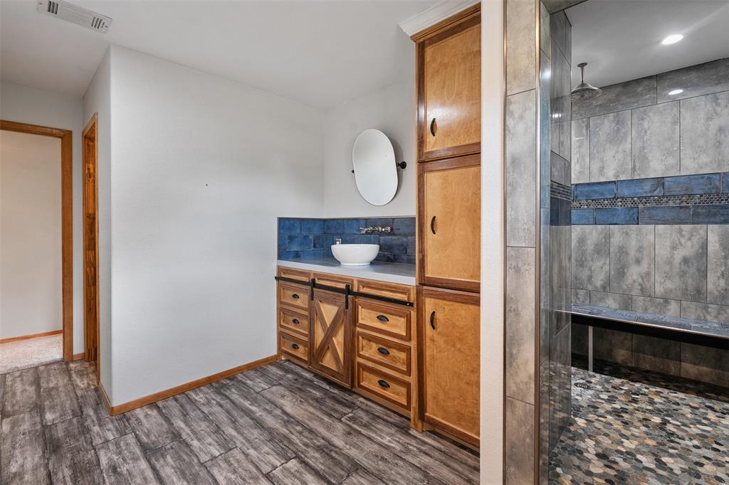 3672 E Fm 1861 Property Photo 22