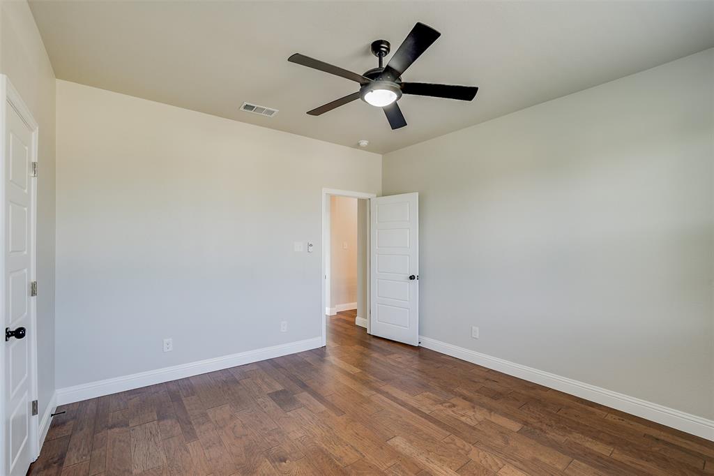 1804 Eastwood Court Property Photo 31