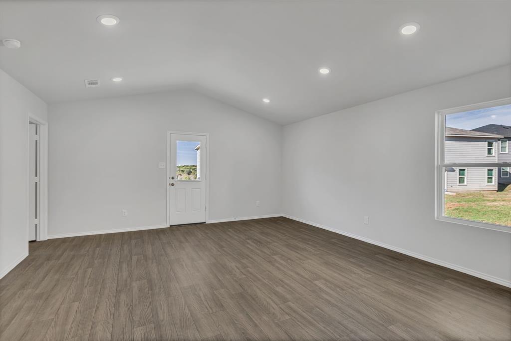 332 Azalea Trail Property Photo 10