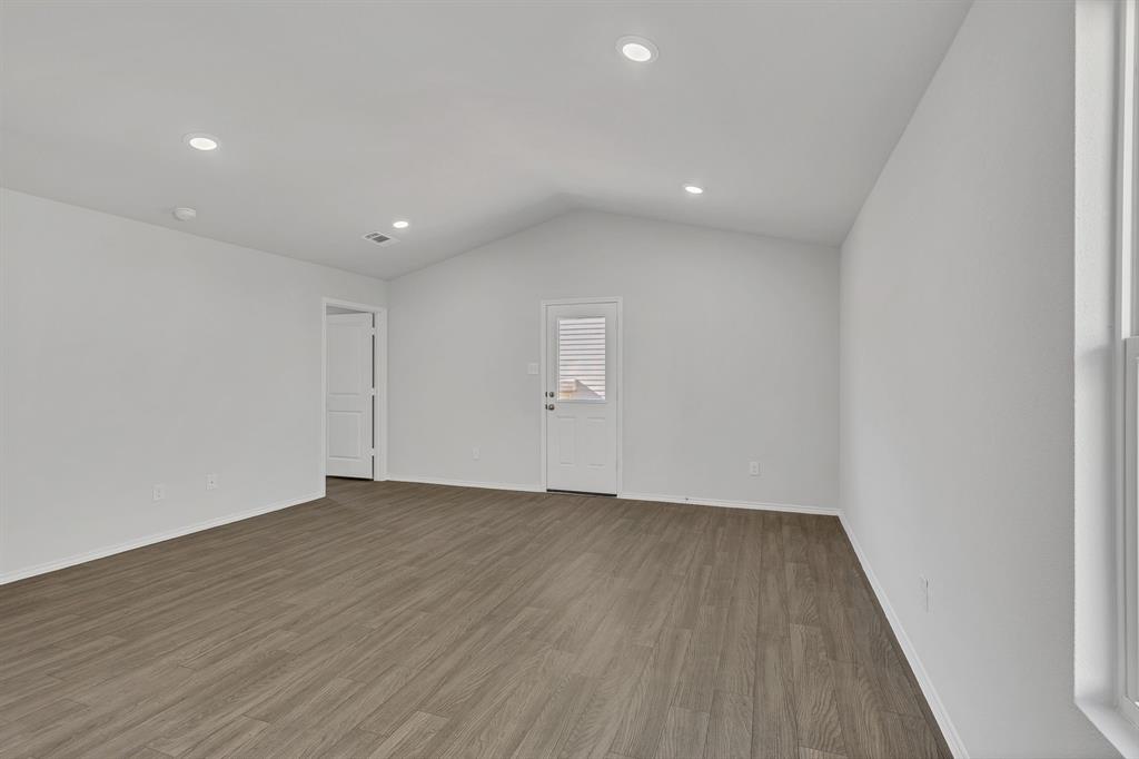 332 Azalea Trail Property Photo 11