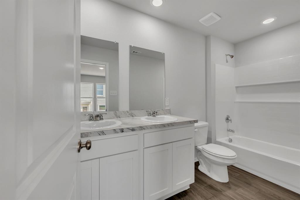 332 Azalea Trail Property Photo 14